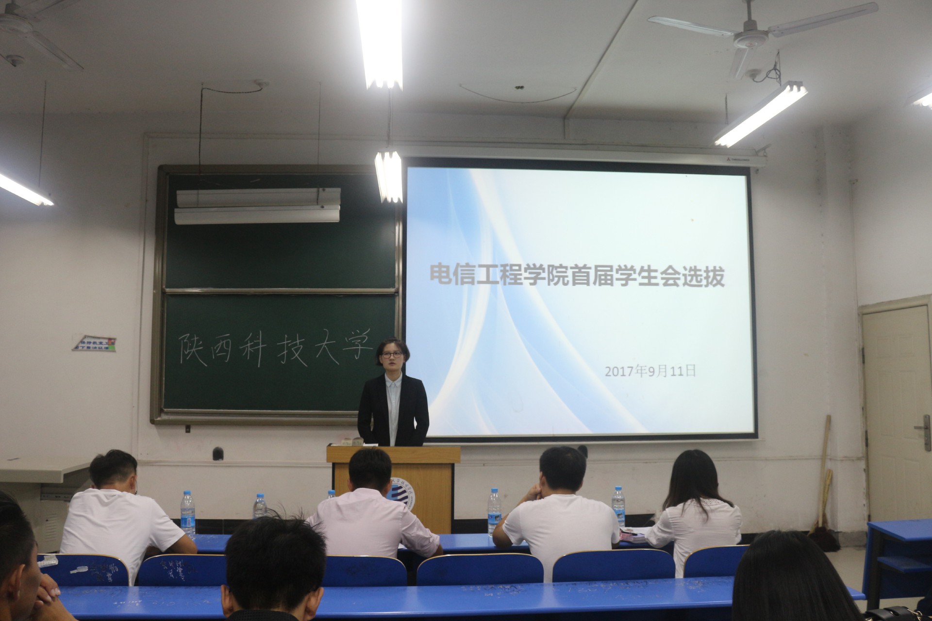 员工会2.JPG