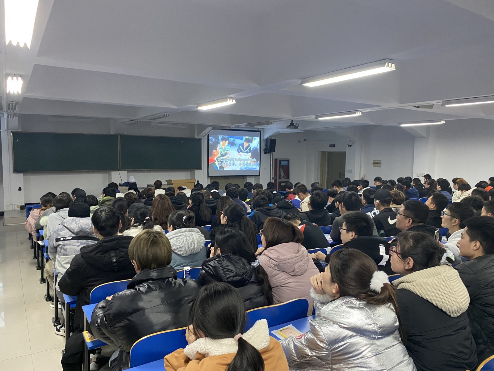 微信图片_2020112618081815.jpg 微信图片_2020112618081815.jpg