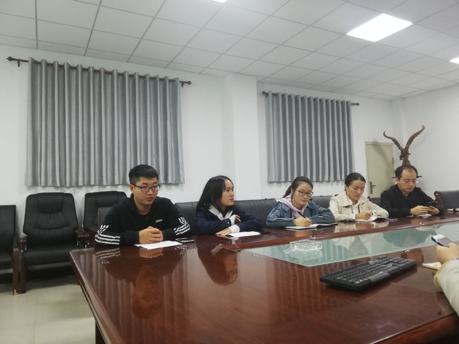微信图片_20191010183952.jpg 微信图片_20191010183952.jpg